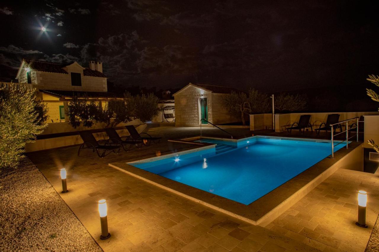 Opg Villa Meri Pucisca Kültér fotó